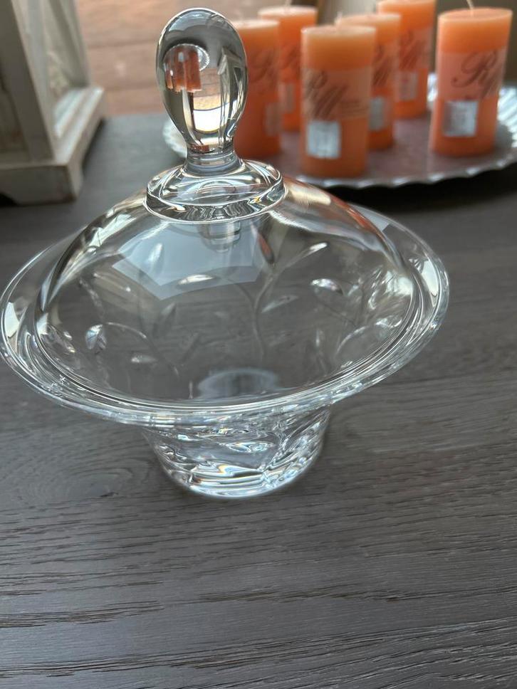 Bonbonschaal met deksel - klein defect, Antiek en Kunst, Antiek | Glas en Kristal, Ophalen of Verzenden