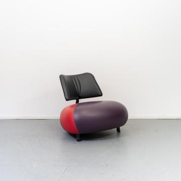 1x Leolux Pallone Fauteuil Rood/Paars - Zwart beschikbaar voor biedingen