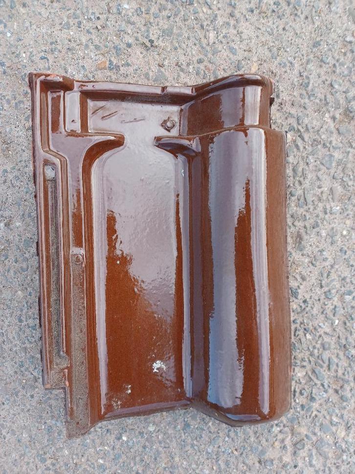 Dakpannen klein Romaans, bruin glazuur, Doe-het-zelf en Verbouw, Dakpannen en Dakbedekking, Gebruikt, Dakpannen, Steen of Klei