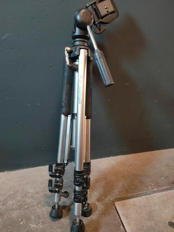 Aluminium Statief Professional Tripod  beschikbaar voor biedingen