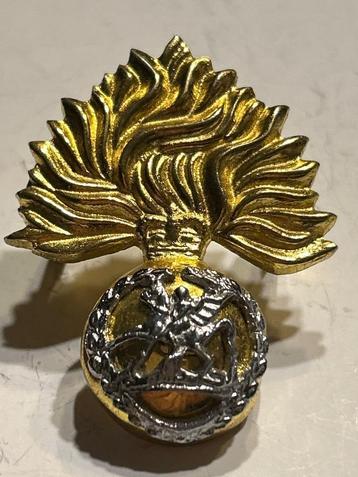    Origineel BritseRoyal Regiment of Fusiliers cap badge beschikbaar voor biedingen