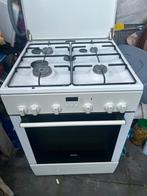 Gasfornuis siemens, Witgoed en Apparatuur, Fornuizen, Ophalen, 4 kookzones, Zo goed als nieuw, Gas