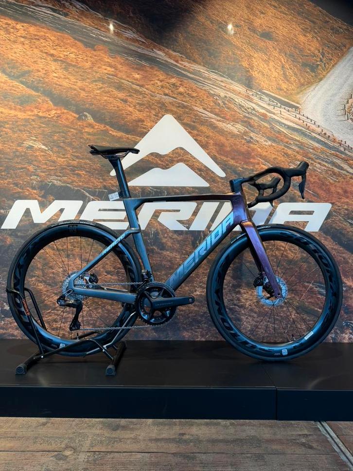 Merida Reacto 8000 RAINBOW Medium NIEUW!!!, Fietsen en Brommers, Fietsen | Racefietsen, Nieuw, Overige merken, Meer dan 20 versnellingen