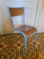 10 Franse Mullca schoolstoelen, Ophalen