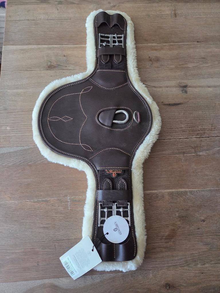 Nieuwe singel Kentucky met buikflap en bont 55cm, Ophalen of Verzenden, Nieuw, Overige soorten