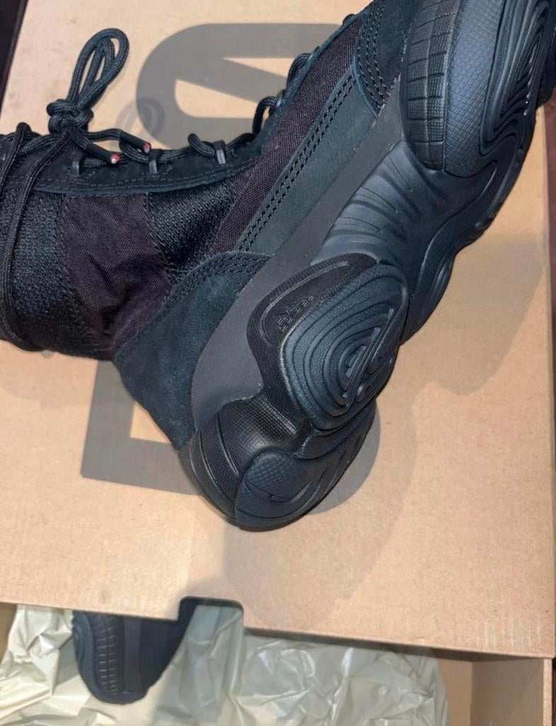 Adidas Yeezy 500 Utility Boot Zwart Maat 42 nooit gedragen, Ophalen, Zwart, Boots, Nieuw