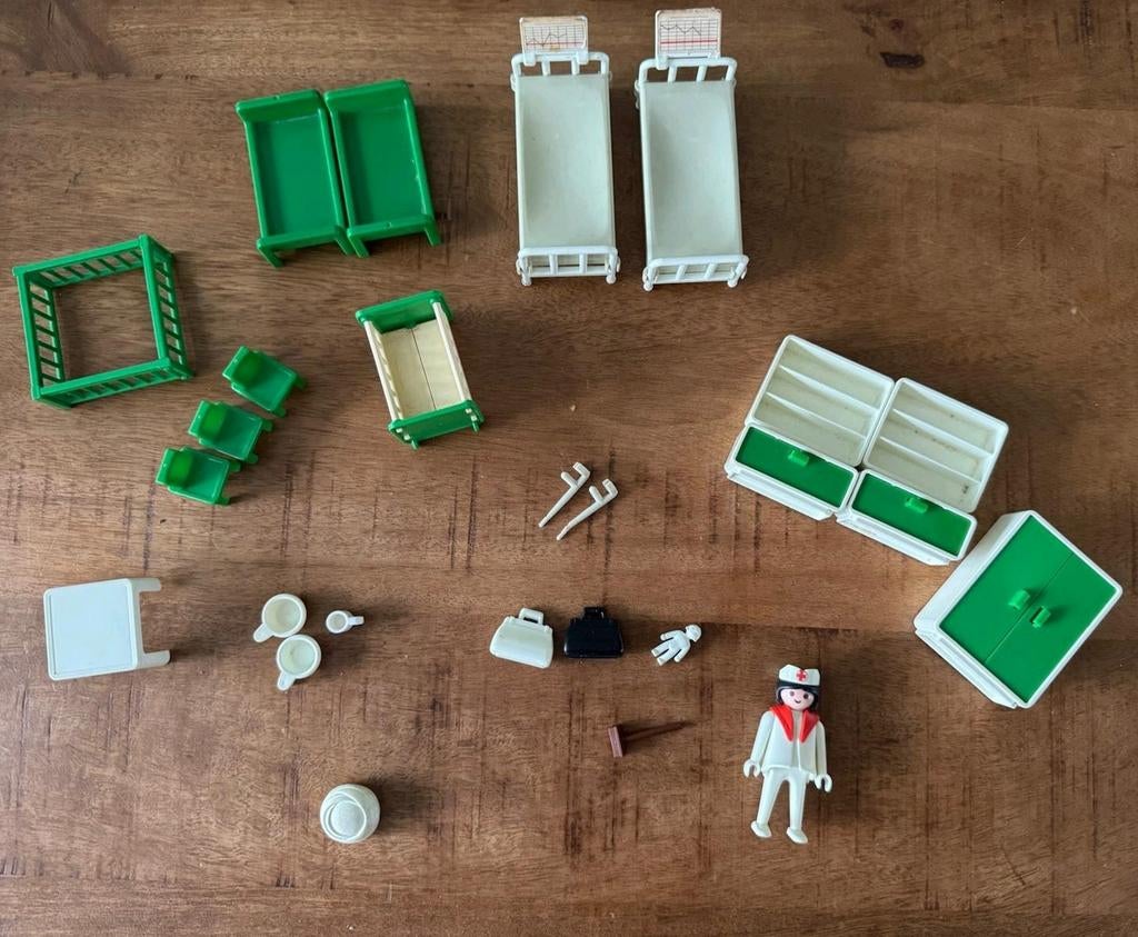 Playmobil vintage 3495 Ziekenzaal en Vintage babykamer 3593, Ophalen of Verzenden, Gebruikt