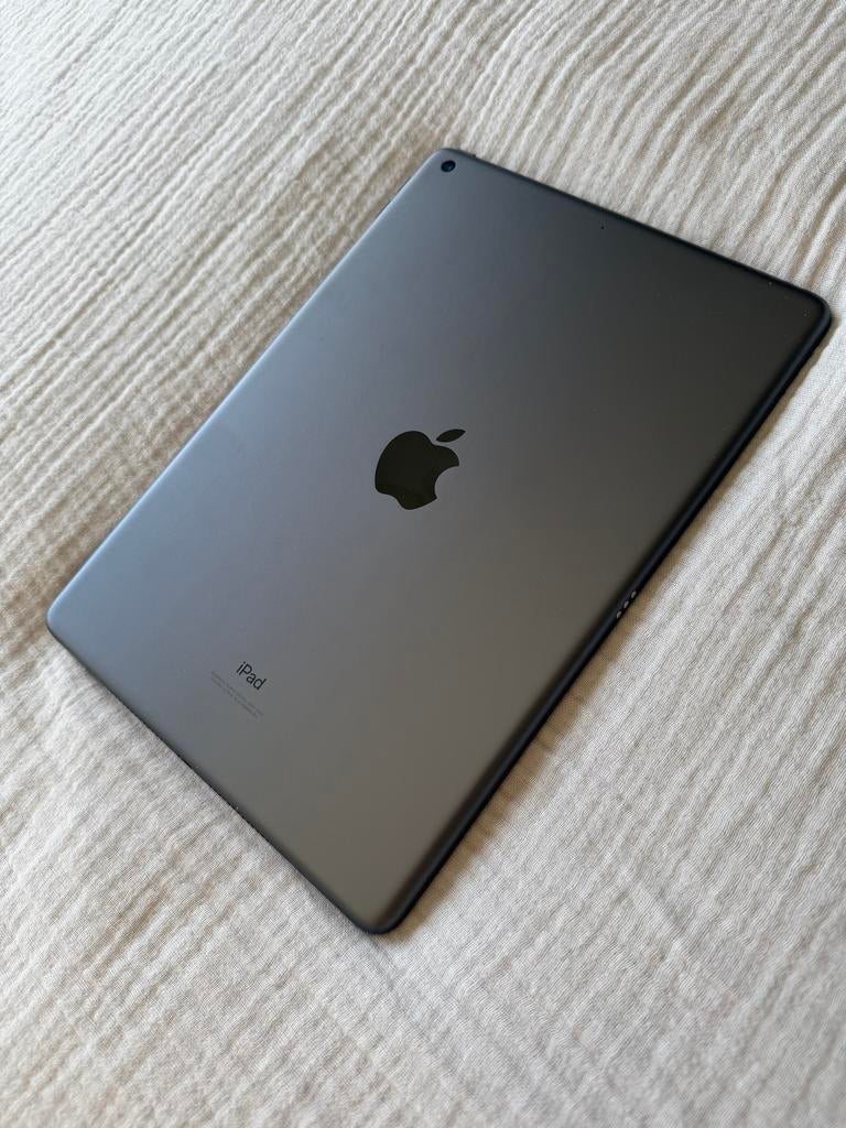 Apple iPad 9e generatie 64GB space gray, Computers en Software, Apple iPads, Apple iPad, Zo goed als nieuw, Wi-Fi, Ophalen