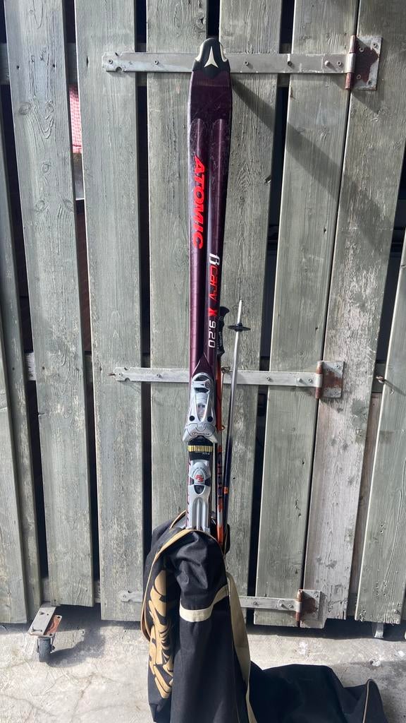 Atomic ski gratis afhalen, Ophalen, 160 tot 180 cm, Zo goed als nieuw, Carve