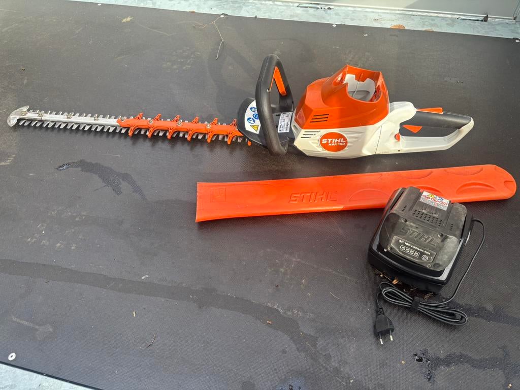 Stihl hsa100 accu heggenschaar set, Ophalen, Zo goed als nieuw