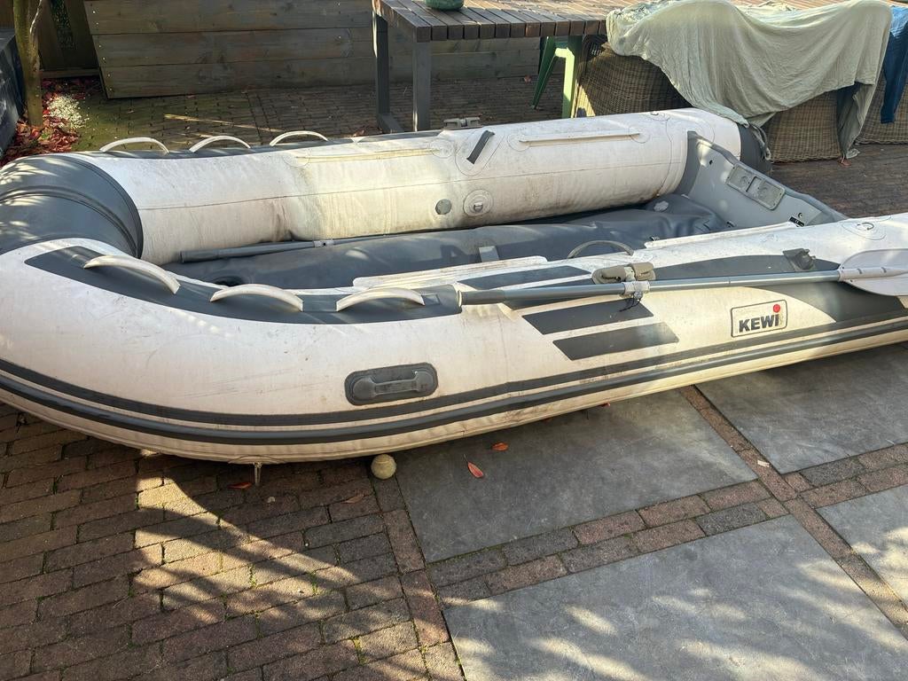 KEWI Rubberboot - Ideaal voor recreatie, Watersport en Boten, Ophalen, Gebruikt