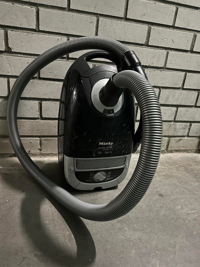 Miele Stofzuiger - Reparatie nodig, Stofzuiger, 2000 watt of meer, Niet werkend, Ophalen