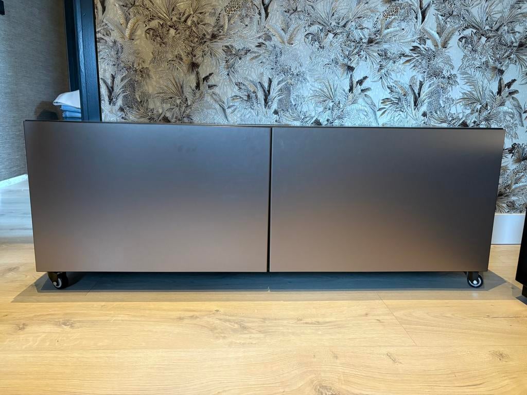 Ikea Besta, Tv meubel!! 120cm 2x deur, Ophalen, Gebruikt, 100 tot 150 cm, Eikenhout