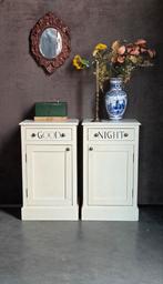 Set van 2 crème nachtkastjes nacht kastjes 'Good Night', Huis en Inrichting, Slaapkamer | Nachtkastjes, Ophalen, Gebruikt, Minder dan 45 cm