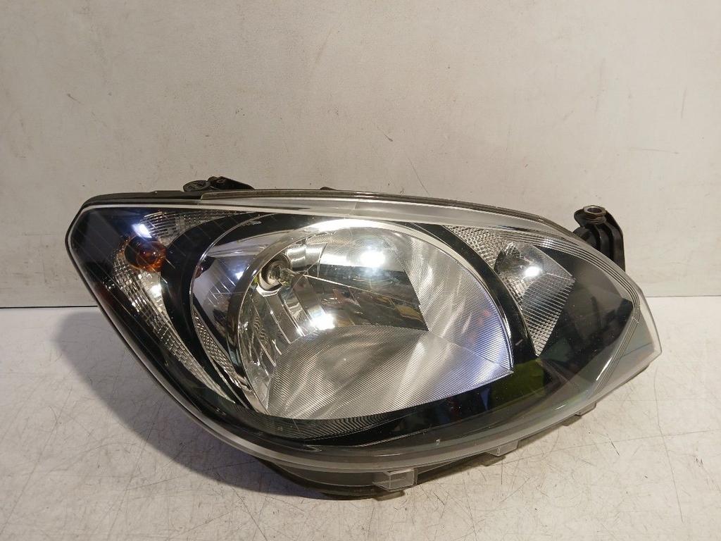 Koplamp rechts Skoda Citigo, Onderdelen@venauto.nl, Van der Ven Autorecycling B.V., Gebruikt, Ettenseweg 76, 4706 PB Roosendaal, The Netherlands