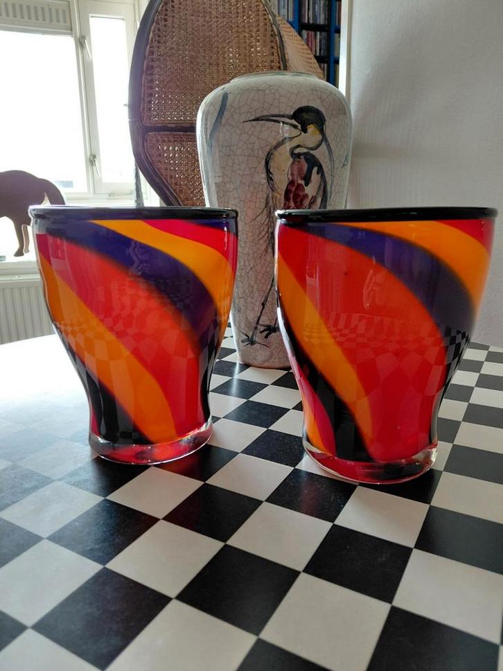 Set kleurrijk vintage mondgeblazen jaren 80 vazen, Antiek en Kunst, Antiek | Vazen, Ophalen of Verzenden
