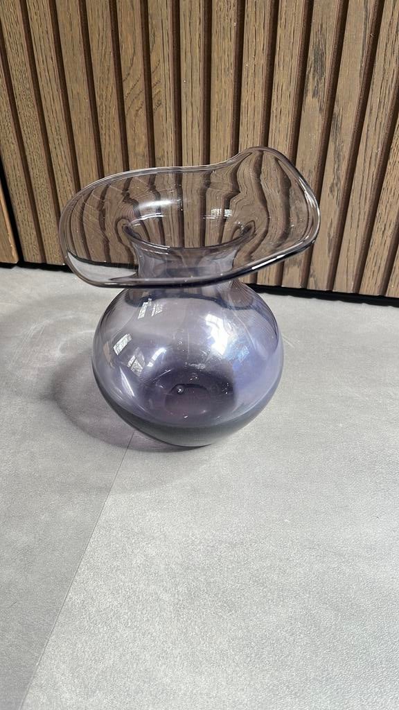 Design glazen vaas – paars rookglas – organische vorm, Antiek en Kunst, Ophalen of Verzenden