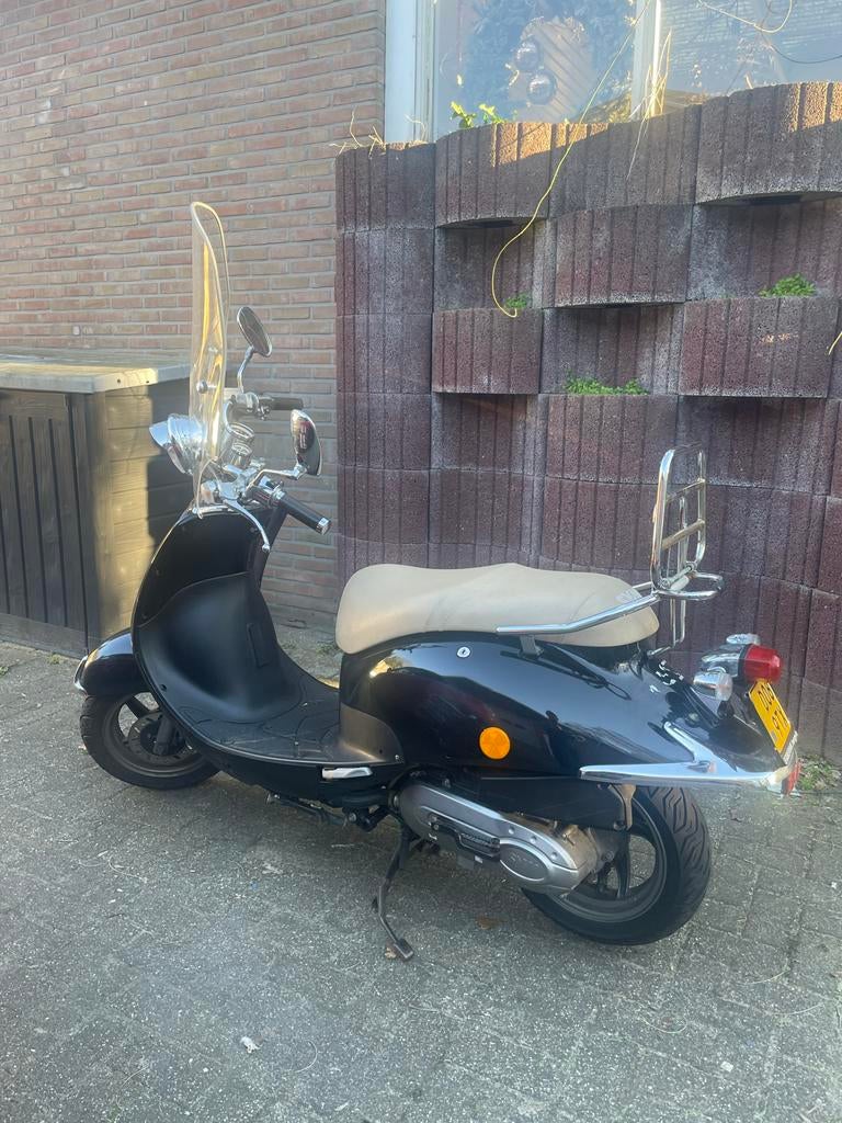 Nette Sym scooter, geel kenteken, Ophalen, Gebruikt, Overige modellen, Maximaal 45 km/u