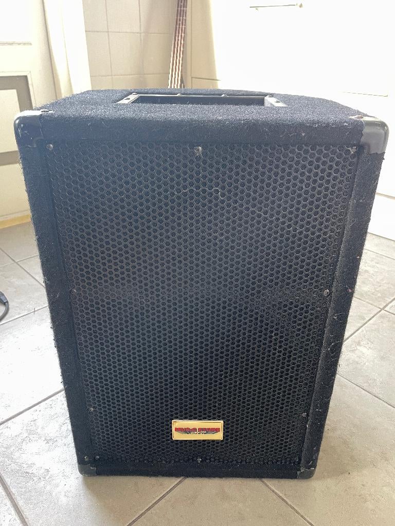 Meerdere soorten versterkers, Audio, Tv en Foto, Luidsprekers, Gebruikt, Overige typen, 120 watt of meer, Ophalen