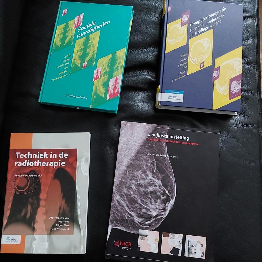 Studieboeken Radiotherapie, computertomografie, Boeken, Ophalen of Verzenden, Beta, Nieuw, Overige niveaus