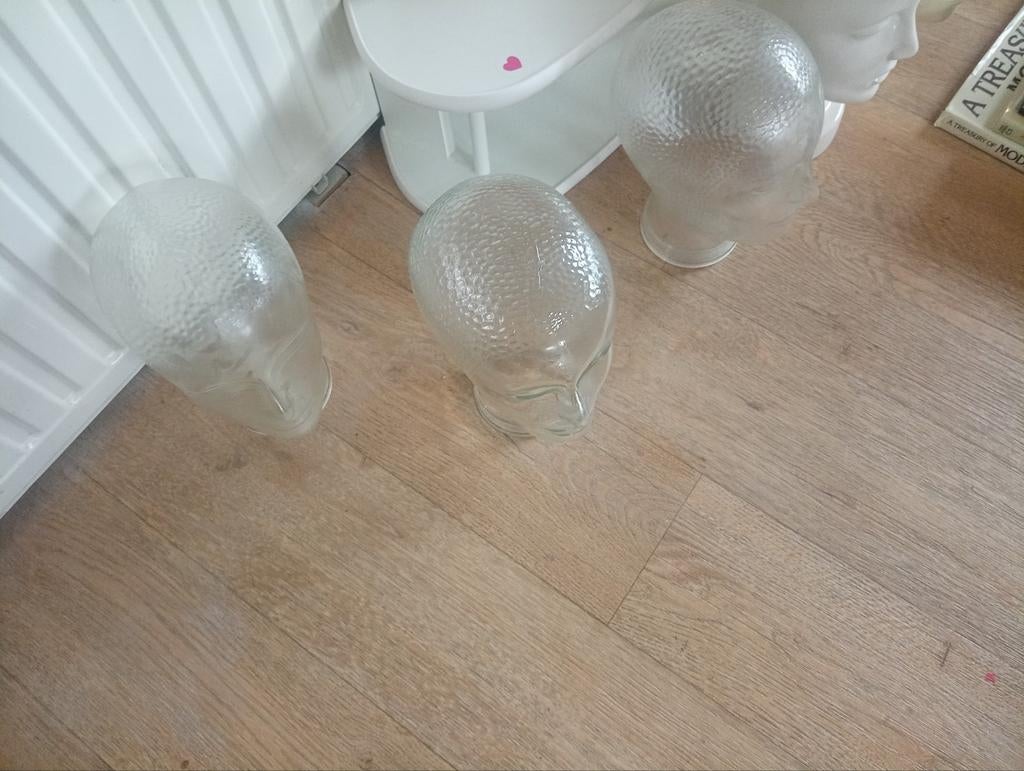 Glazen paspoppen hoofden, Ophalen of Verzenden