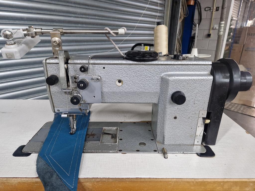 Durkopp Adler 467 Leermachine 2, Hobby en Vrije tijd, Naaimachines en Toebehoren, Gebruikt, Naaimachine, Industrieel, Ophalen