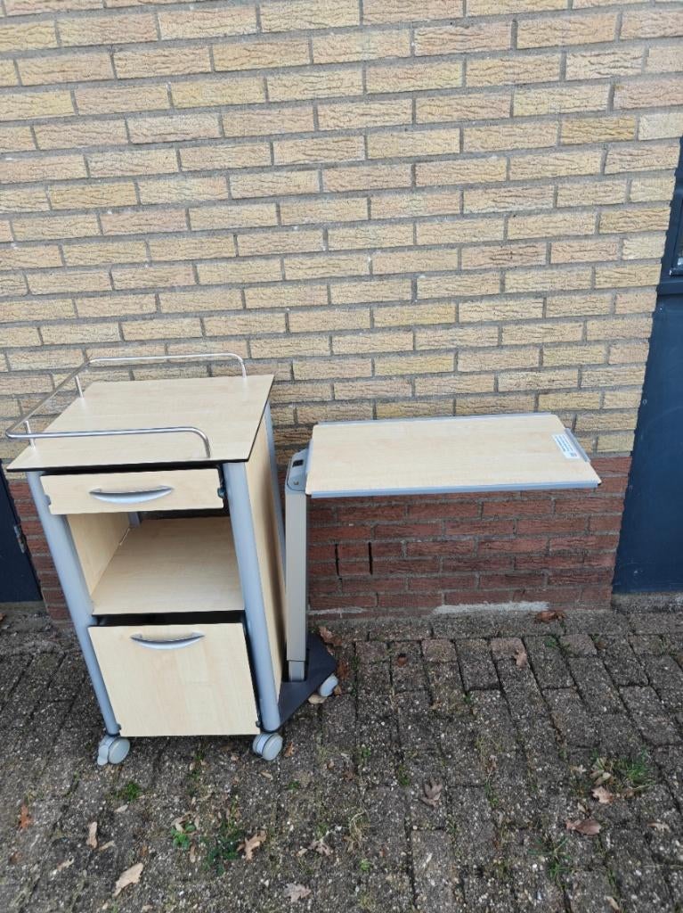 nachtkast verpleegbed, Diversen, Verpleegmiddelen, Ophalen, Zo goed als nieuw
