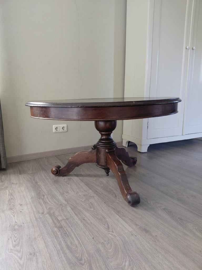 Antieke ovale salontafel met sierlijke poten, Antiek en Kunst, Ophalen