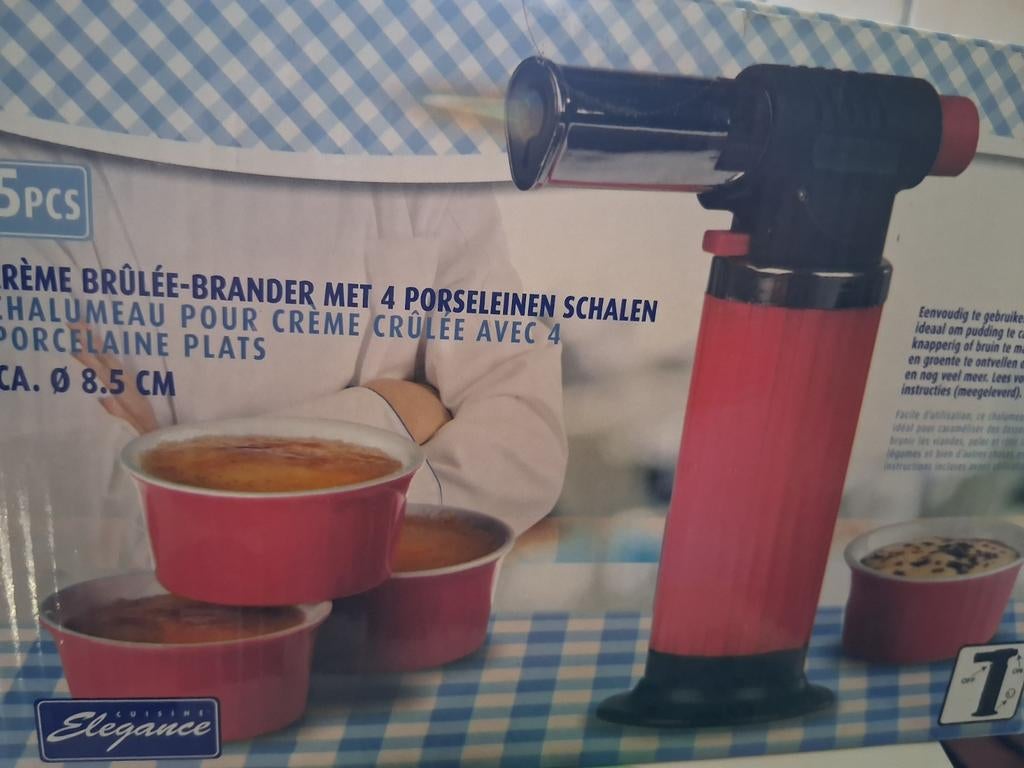 Crème brûlée brander met 4 porseleinen schalen, Overige typen, Ophalen of Verzenden, Nieuw, Overige merken