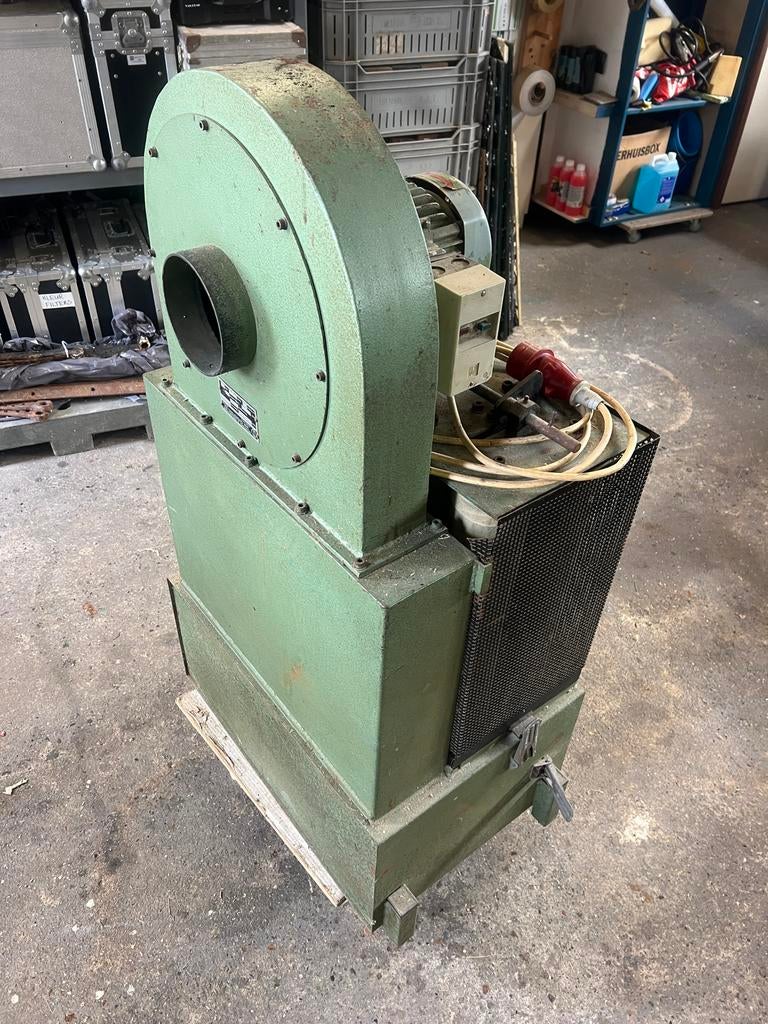 Compacte Krachtige Professionele stof Afzuiger 220V/380V, Ophalen, Gebruikt, Afzuiger