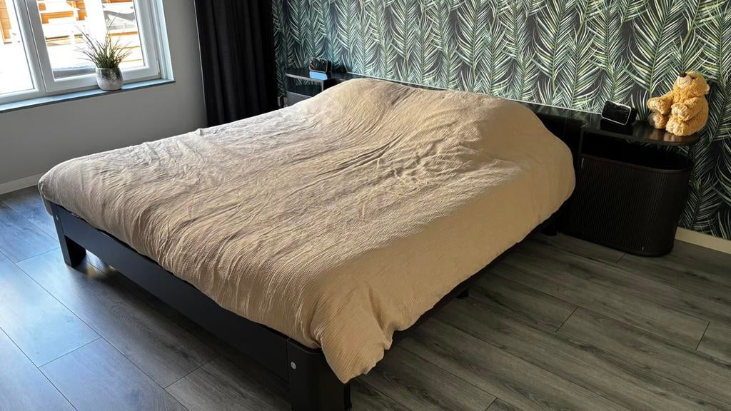 Auping Auronde inclusief achterwand en nachtkastjes 180x200, Ophalen, Gebruikt, Tweepersoons, 180 cm