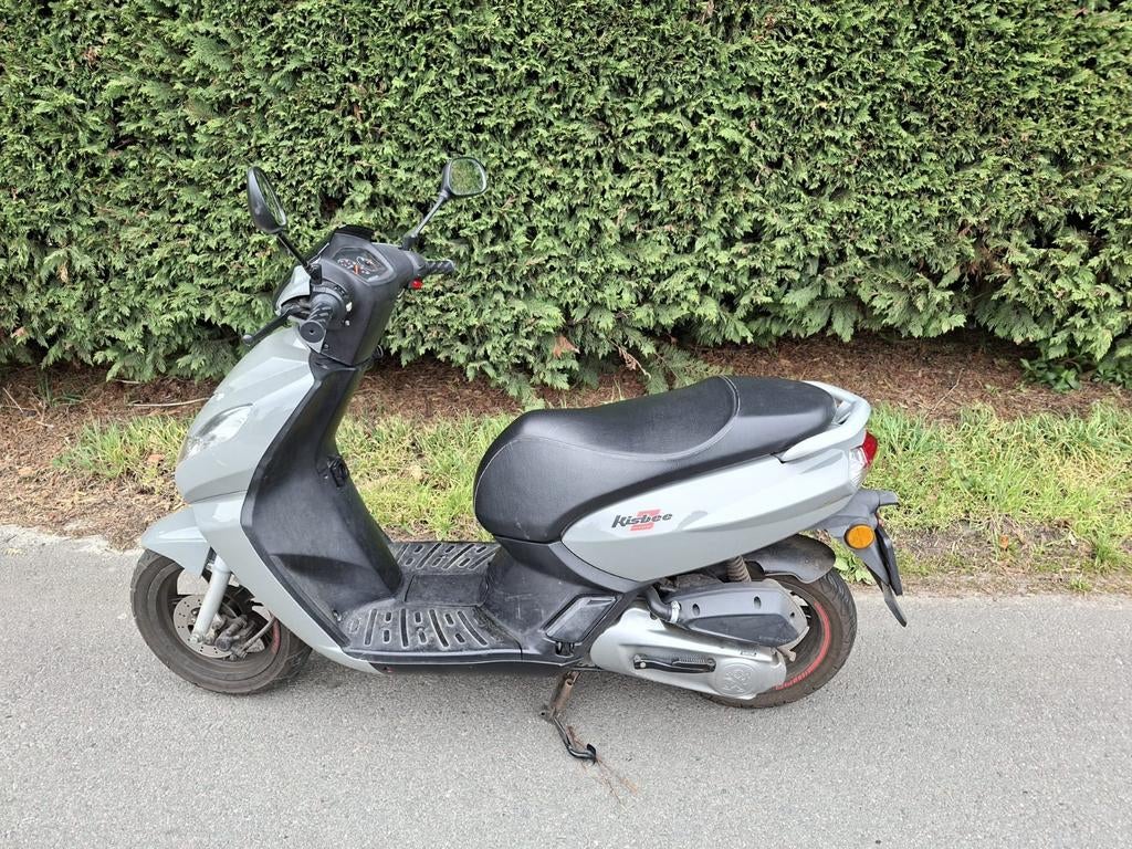 Nette Snorscooter Peugeot kisbee 2021
Lage km 3291, Ophalen, Gebruikt, Benzine