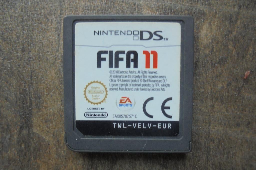 FIFA 11 voor DS (zie foto's), Spelcomputers en Games, Games | Nintendo DS, Gebruikt, 1 speler, Ophalen of Verzenden, Vanaf 3 jaar