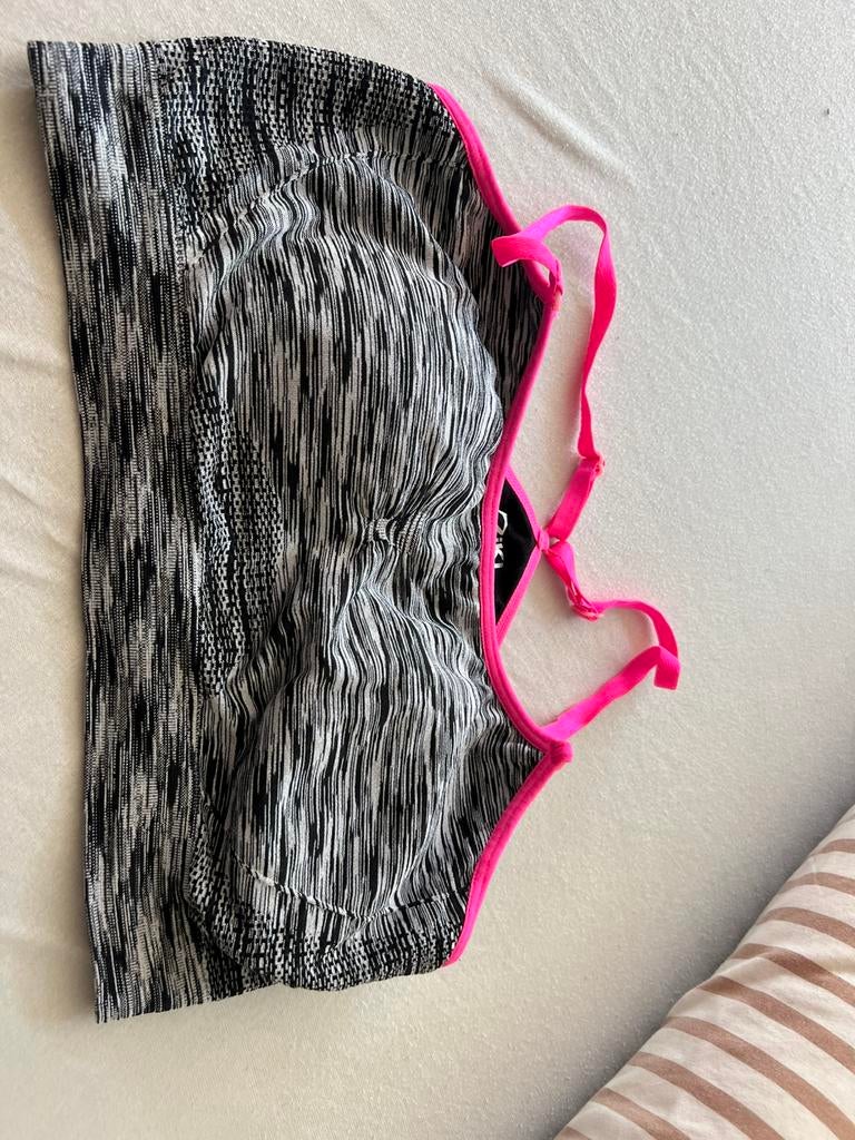 Sport BH Zeki maat L, Ophalen of Verzenden, Zo goed als nieuw, Zwart, Fitness of Aerobics