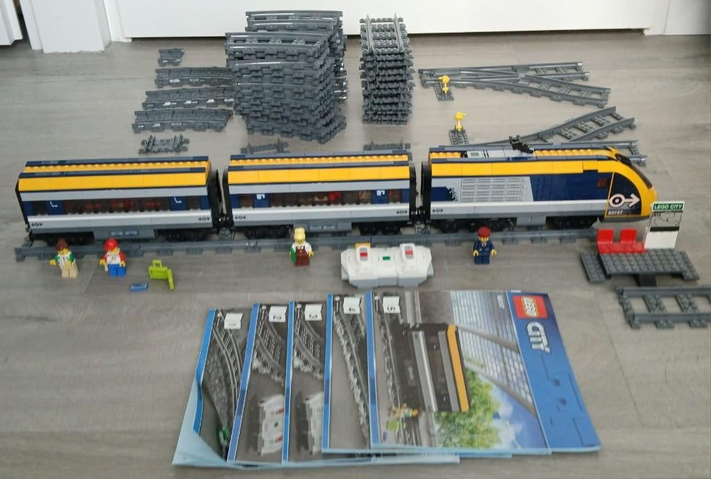 Lego 60197 trein, Kinderen en Baby's, Speelgoed | Duplo en Lego, Ophalen, City, Lego, Zo goed als nieuw