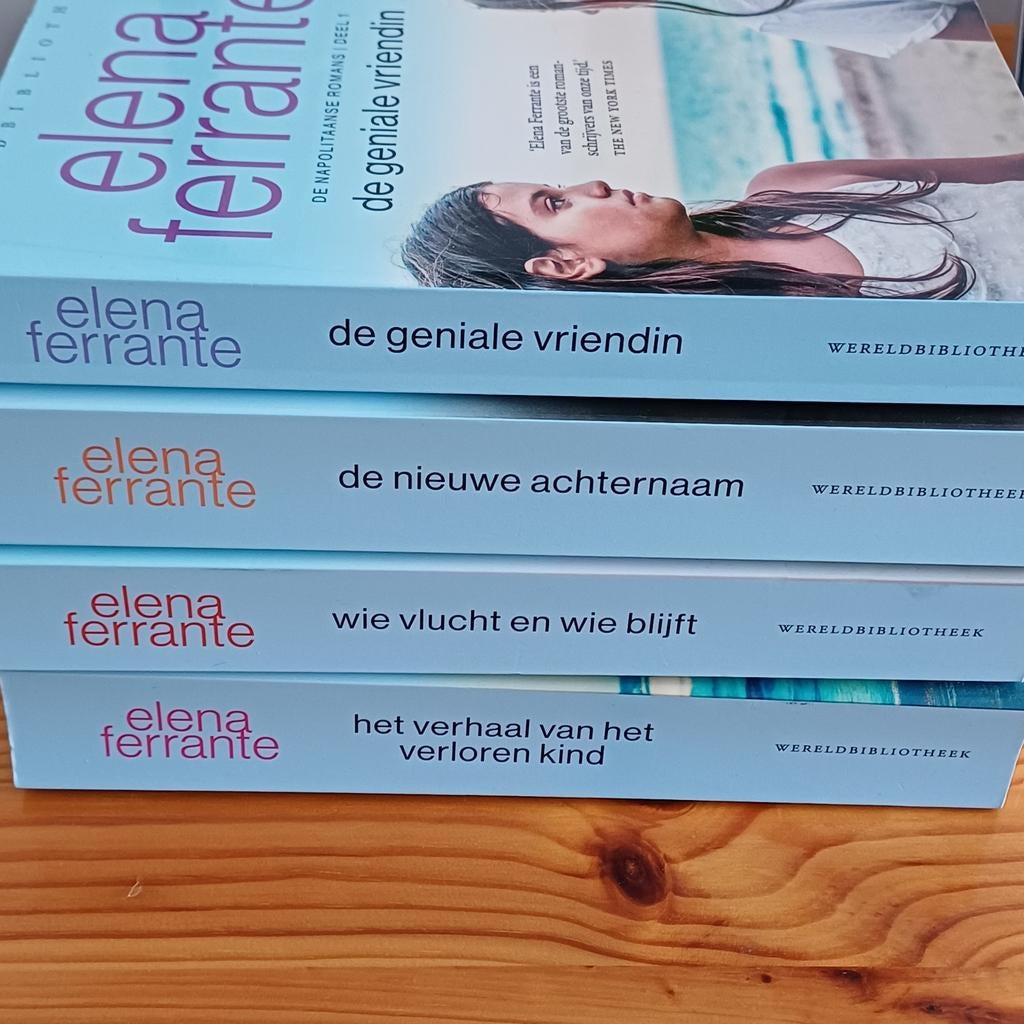 De Napolitaanse Romans van Elena Ferrante (4 delen), Boeken, Ophalen, Gelezen, Elena Ferrante, Europa overig