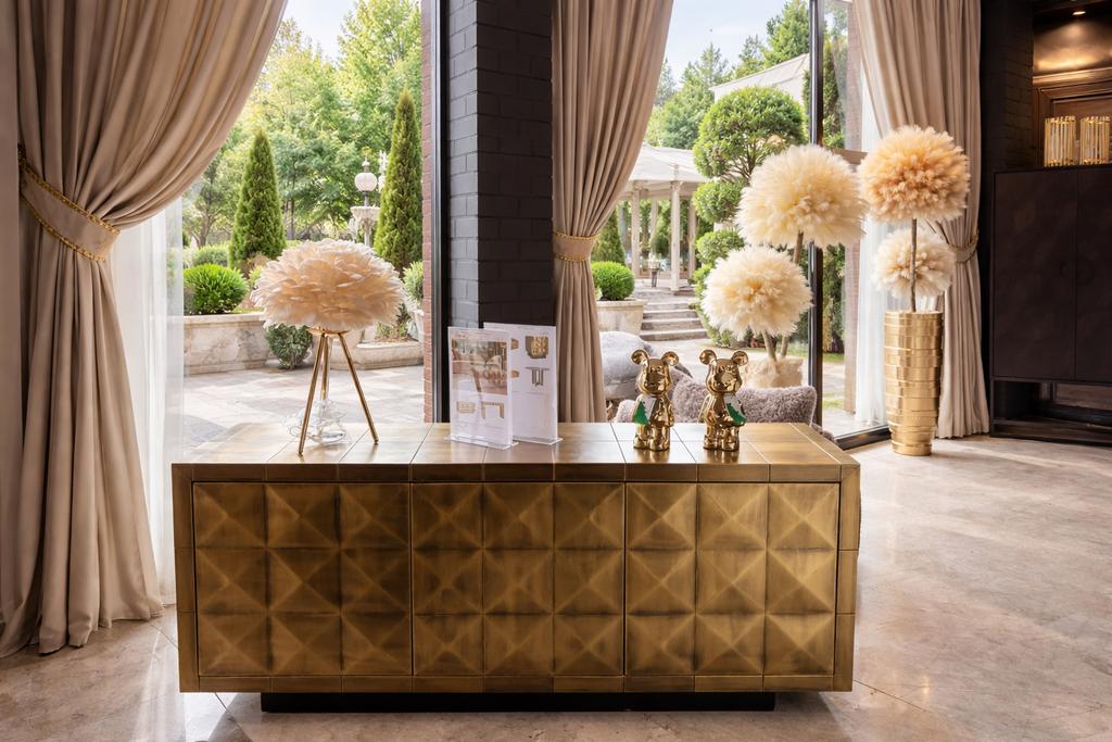 Dressoir Collada brushed gold Richmond interiors, Huis en Inrichting, Ophalen, 150 tot 200 cm, Nieuw, Metaal