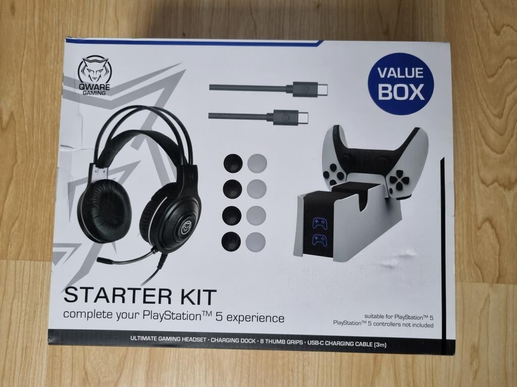 Qware Gaming Starter Kit PS5 - Headset, Laadstation, Kabels, Spelcomputers en Games, Ophalen of Verzenden, Gebruikt, Overige typen