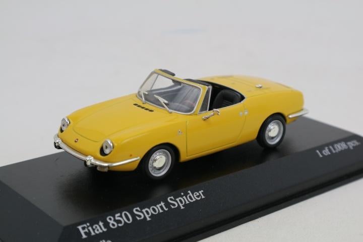 1:43  Fiat 850 Sport Coupe 1968  -  Minichamps, Minichamps, Auto, Info@bram-modelcars.nl, Nieuw
