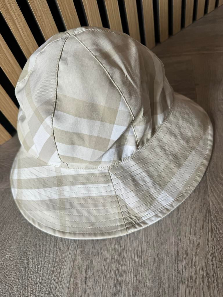 Burberry Bucket Hat - Beige Nova Check  (originele)nieuw, 56 of 57 cm (M, 7 of 7⅛ inch), Verzenden, Hoed, Zo goed als nieuw