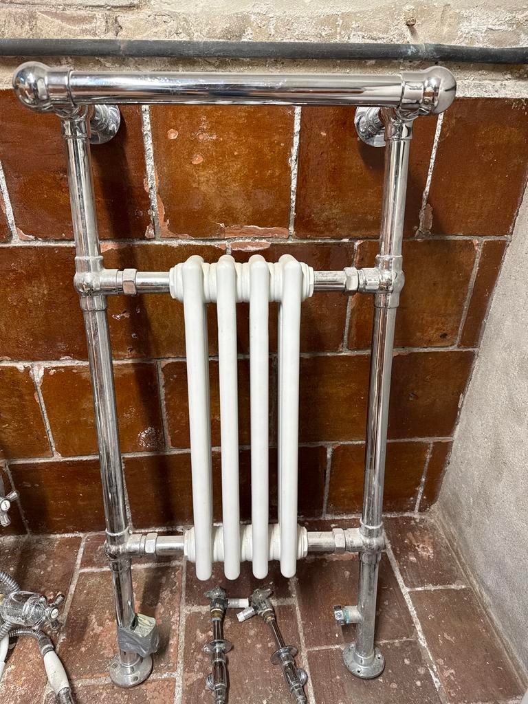 Badkamer radiator met handdoekrek, Ophalen, Gebruikt, Radiator, Minder dan 60 cm