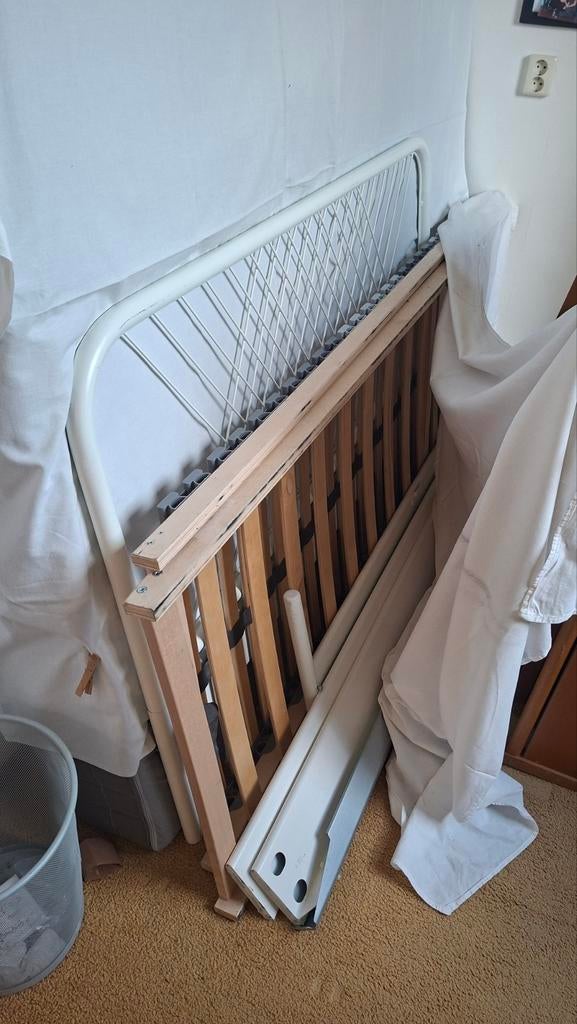 IKEA NESTTUN bed 140 cm met lattenbodems - Zeer goede staat, Ophalen, Wit, Tweepersoons, 140 cm