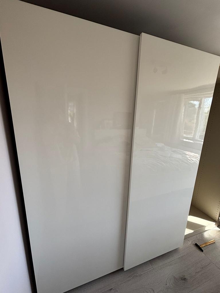 Hoge witte schuifdeuren pax kast Hasvik Ikea, Ophalen, Gebruikt, 100 tot 150 cm, 200 cm of meer