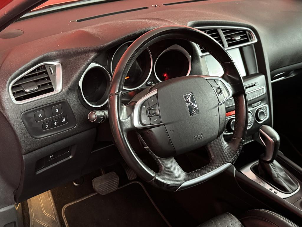 DS DS 4 Crossback 1.6 THP Chic | Automaat | Camera | Trekhaa, Auto's, DS, Gebruikt, 1650 kg, Bedrijf, 690 kg