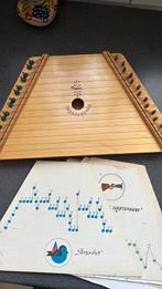 Gusli (soort zither) met originele russische muziek kaarten, Ophalen of Verzenden, Zo goed als nieuw