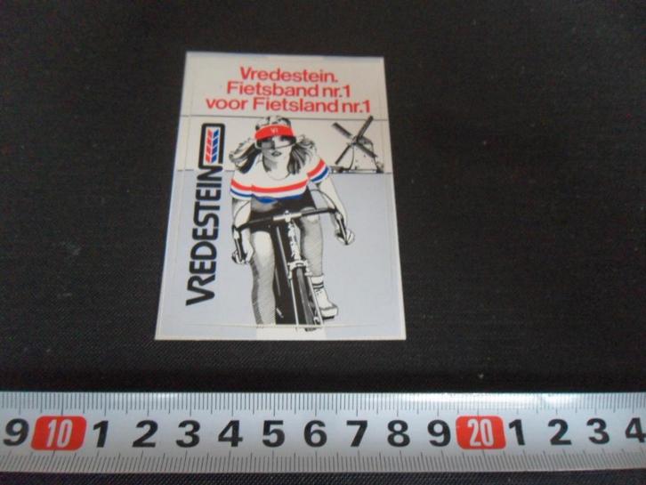 sticker VREDESTEIN Fietsband nr 1  Molen Fiets BUA132 *, Hobby en Vrije tijd, Stickers en Plaatjes, Zo goed als nieuw, Sticker