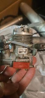 Nitro Methanol motor Magnum XL 32 2 takt 5 CC, Hobby en Vrije tijd, Ophalen of Verzenden, Gebruikt