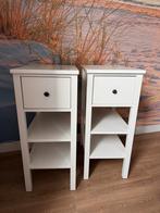 Twee witte nachtkastjes met lade, Huis en Inrichting, Slaapkamer | Nachtkastjes, Ophalen, Gebruikt, Overige materialen, Minder dan 45 cm