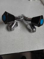 Dubbele kraan met beluchting., Doe-het-zelf en Verbouw, Sanitair, Ophalen of Verzenden, Kraan