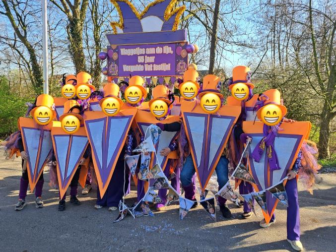 Complete set voor loopgroep carnaval, Ophalen, Carnaval